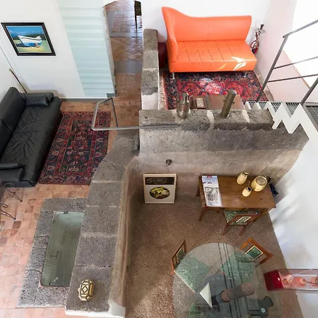 Saracina * אצ'י קטנה