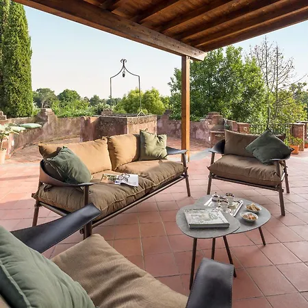 וילה Saracina אצ'י קטנה