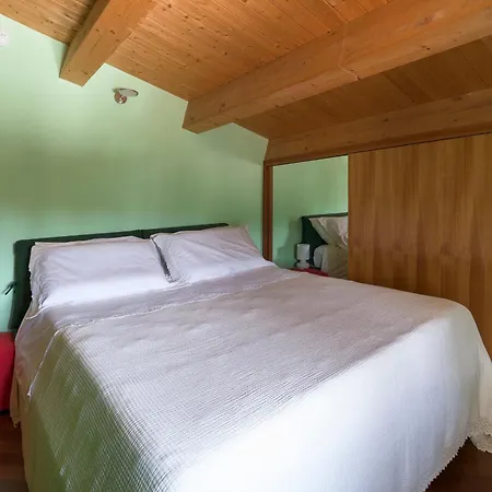 וילה Saracina אצ'י קטנה