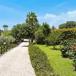 Saracina Villa Aci Catena