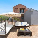 Saracina Villa