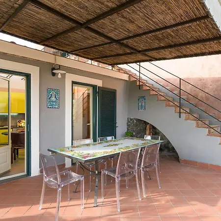 Saracina Villa *