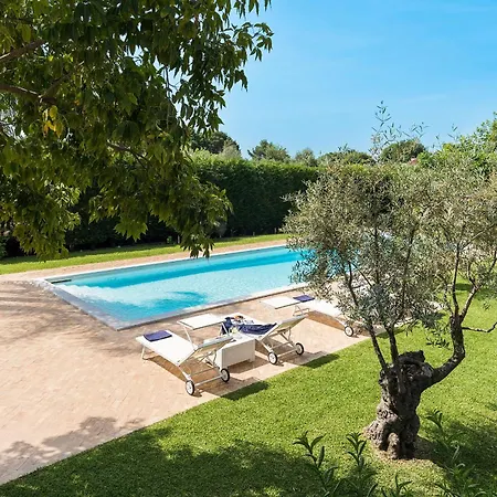 Saracina Villa