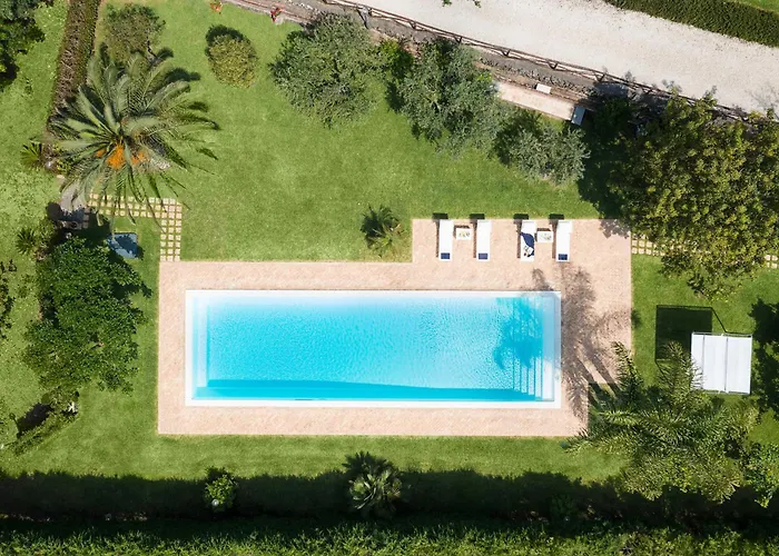 Saracina Villa *