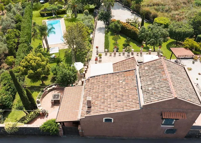 Saracina Villa Aci Catena